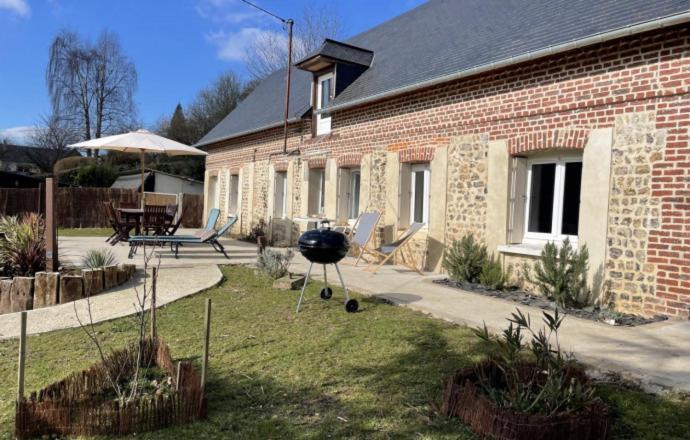 Le Nice Valmontais - Draps Et Serviettes Sur Demande Valmont  Exterior foto