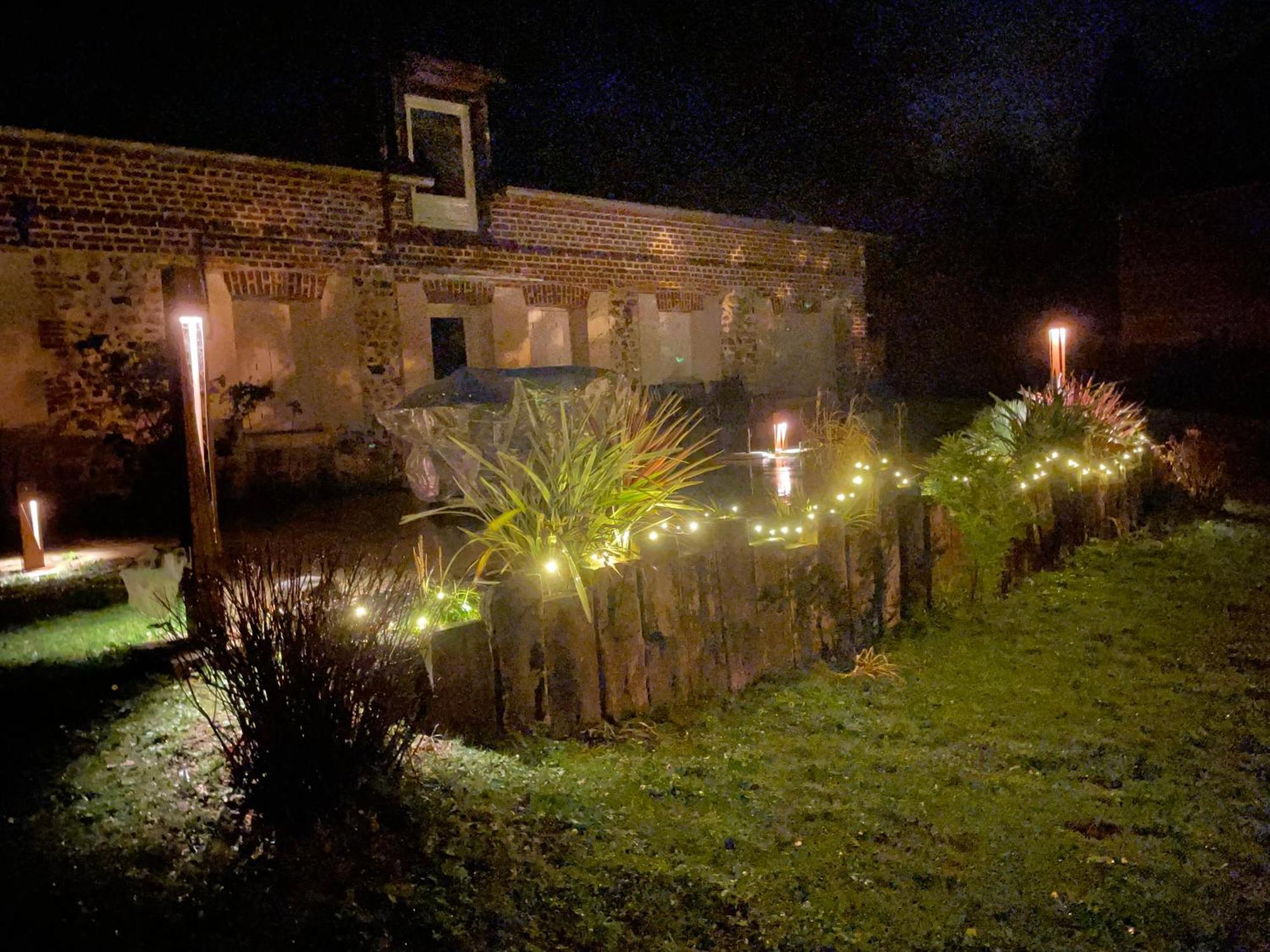 Le Nice Valmontais - Draps Et Serviettes Sur Demande Valmont  Exterior foto